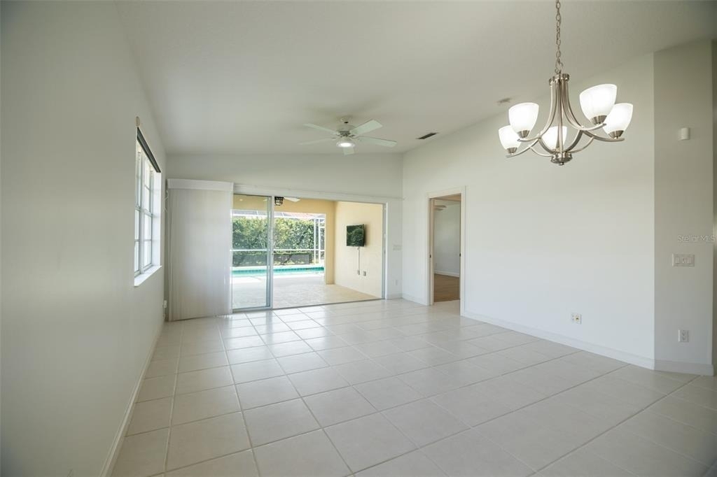 8876 Estepona Court - Photo 25