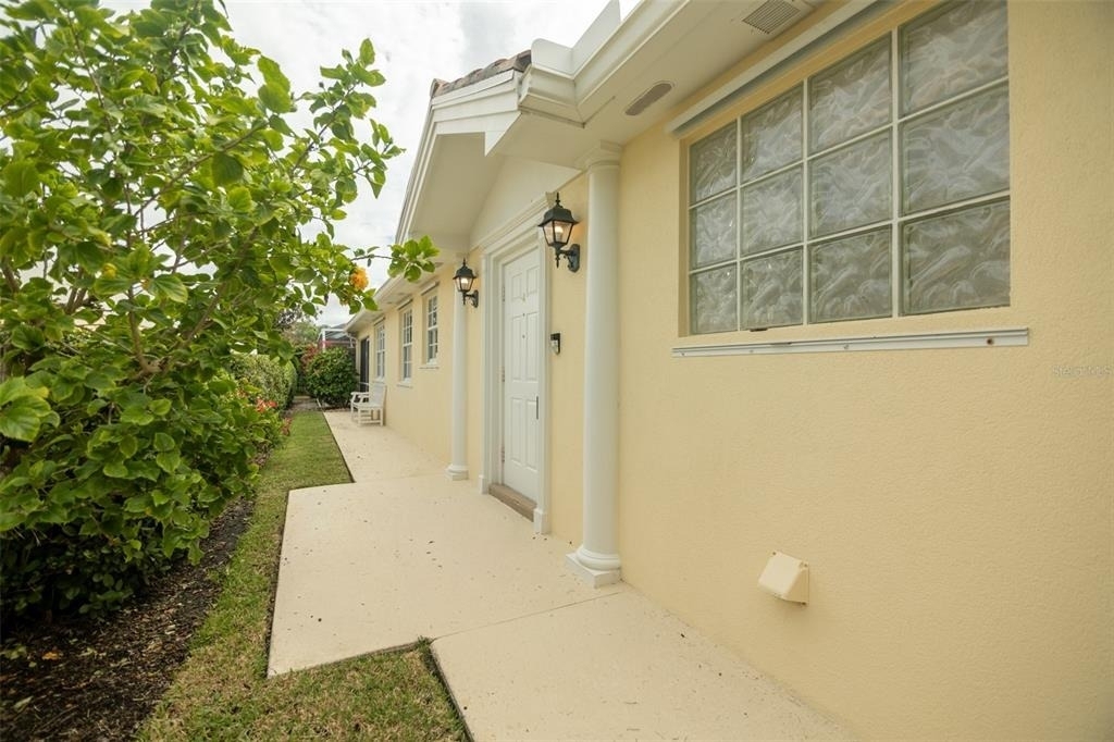 8876 Estepona Court - Photo 9