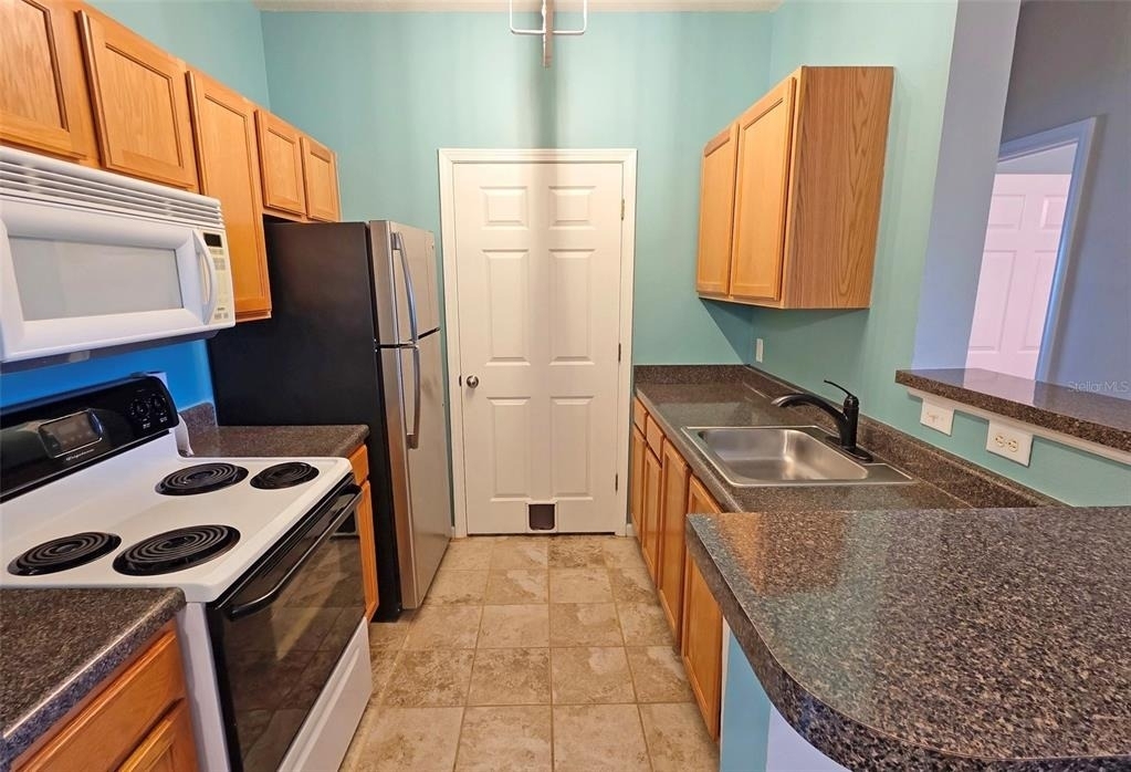 4802 51st Street W - Photo 9