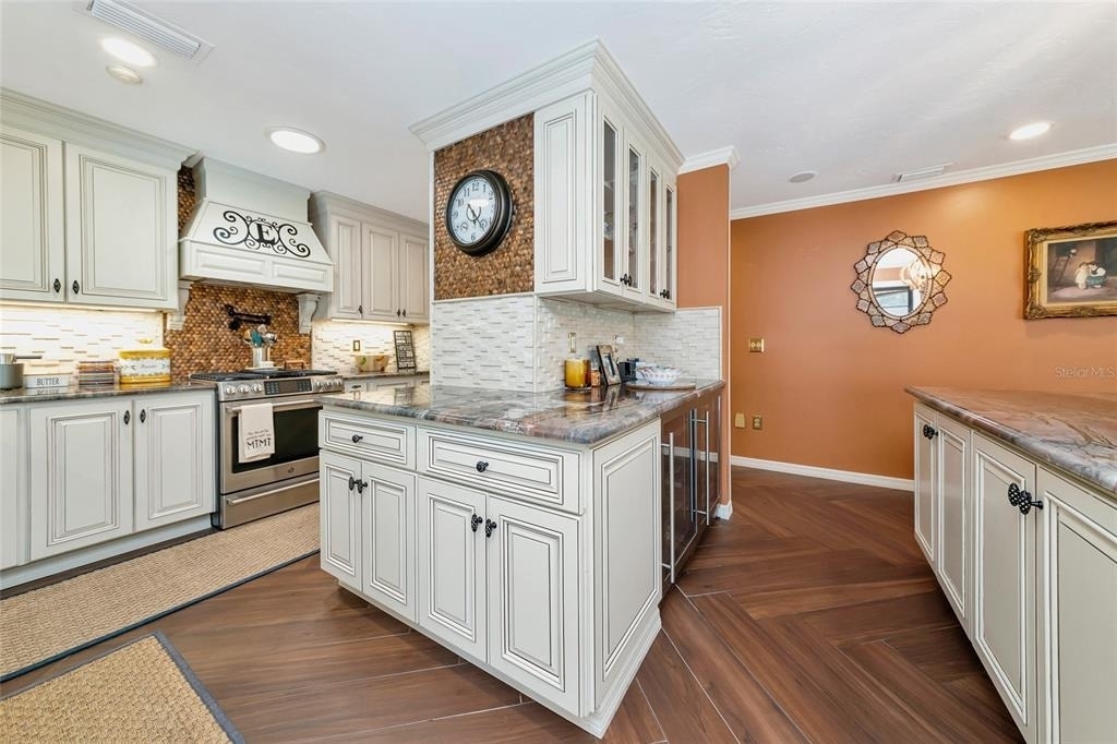 6976 Country Lakes Circle - Photo 9