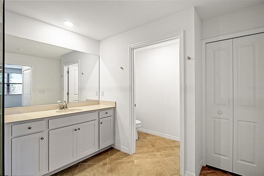 5703 N Honore Avenue - Photo 20