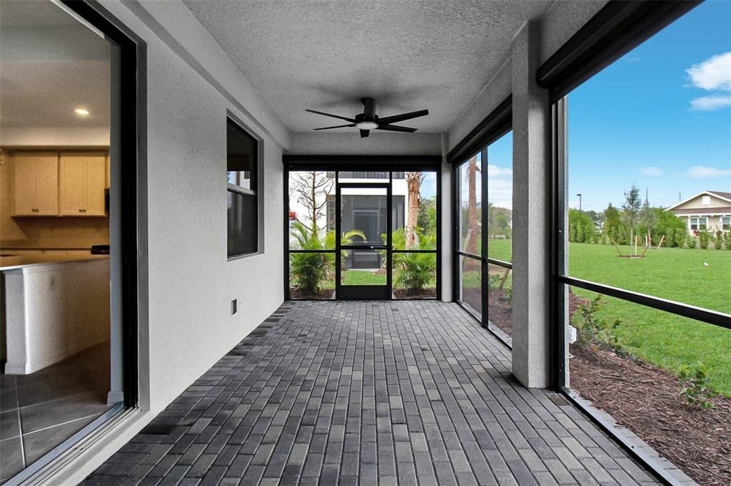 5703 N Honore Avenue - Photo 33
