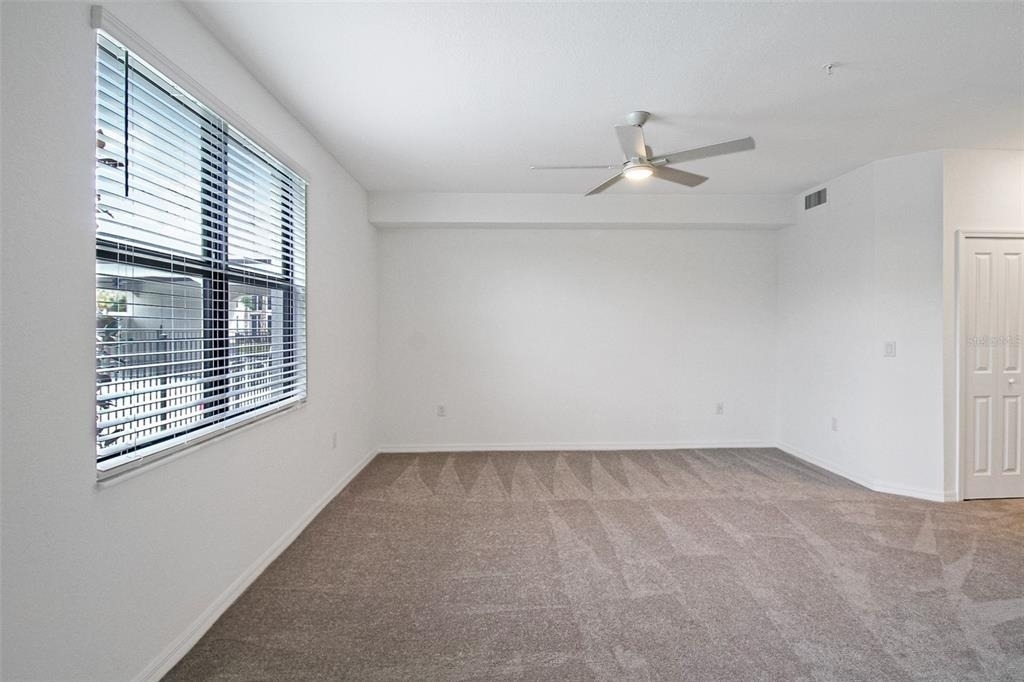 5703 N Honore Avenue - Photo 14