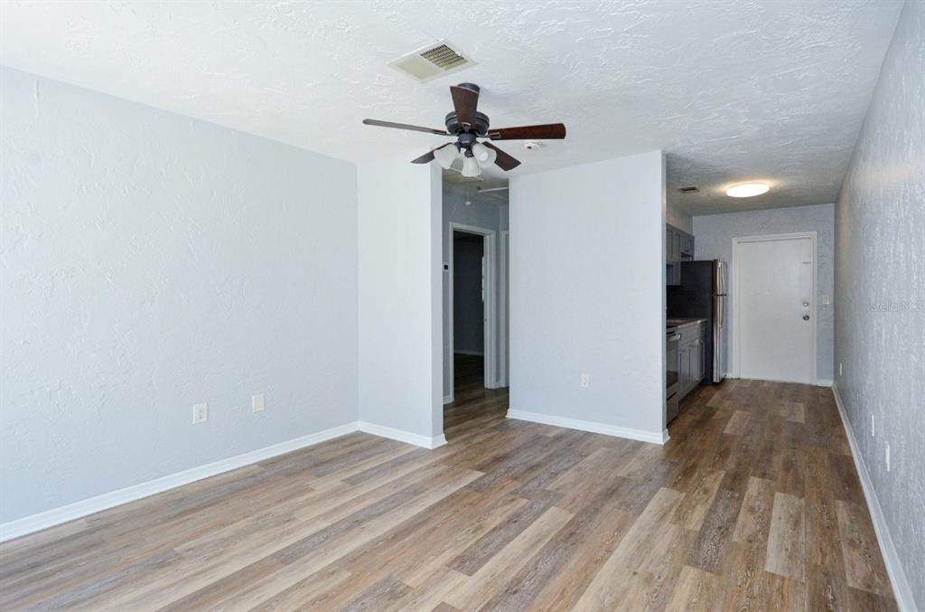 2519 9th Avenue W - Photo 3