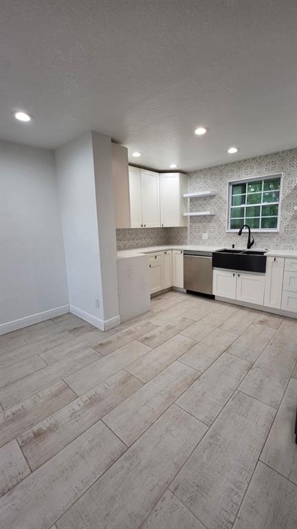 4453 Rayfield Drive - Photo 4