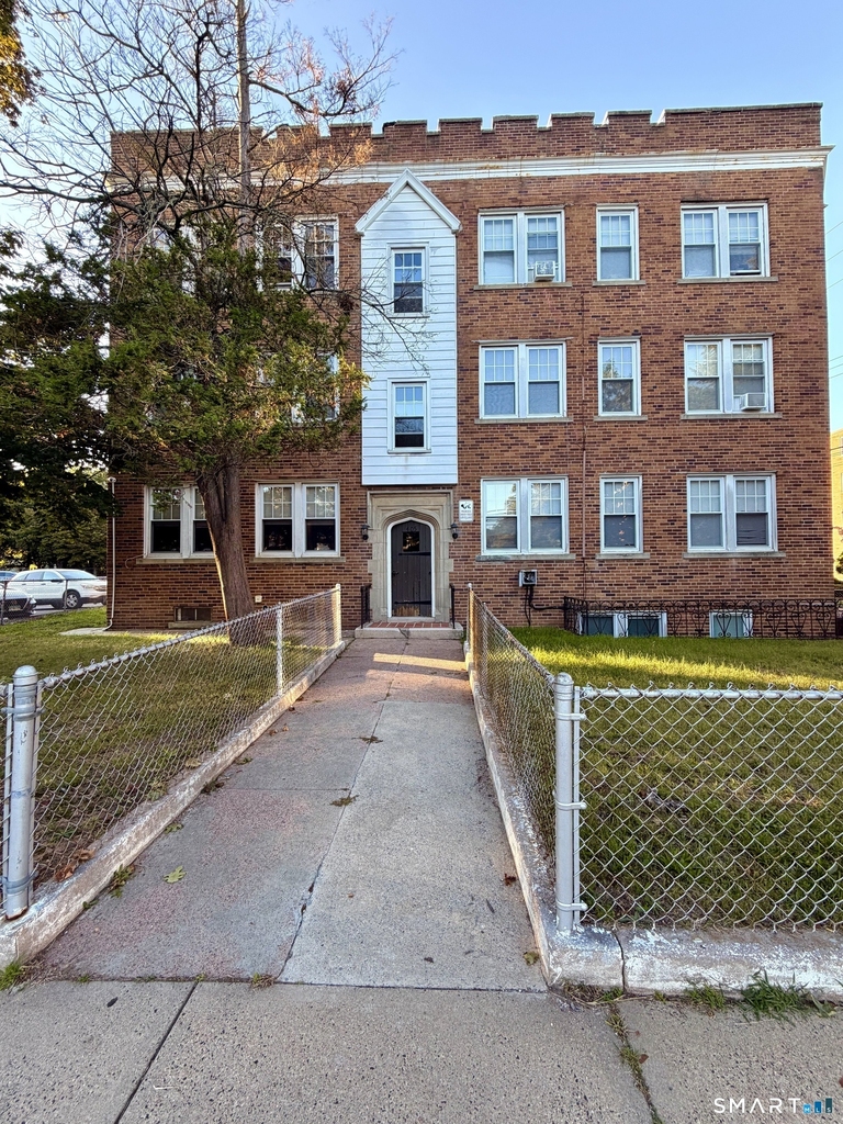405 Main Street - Photo 0