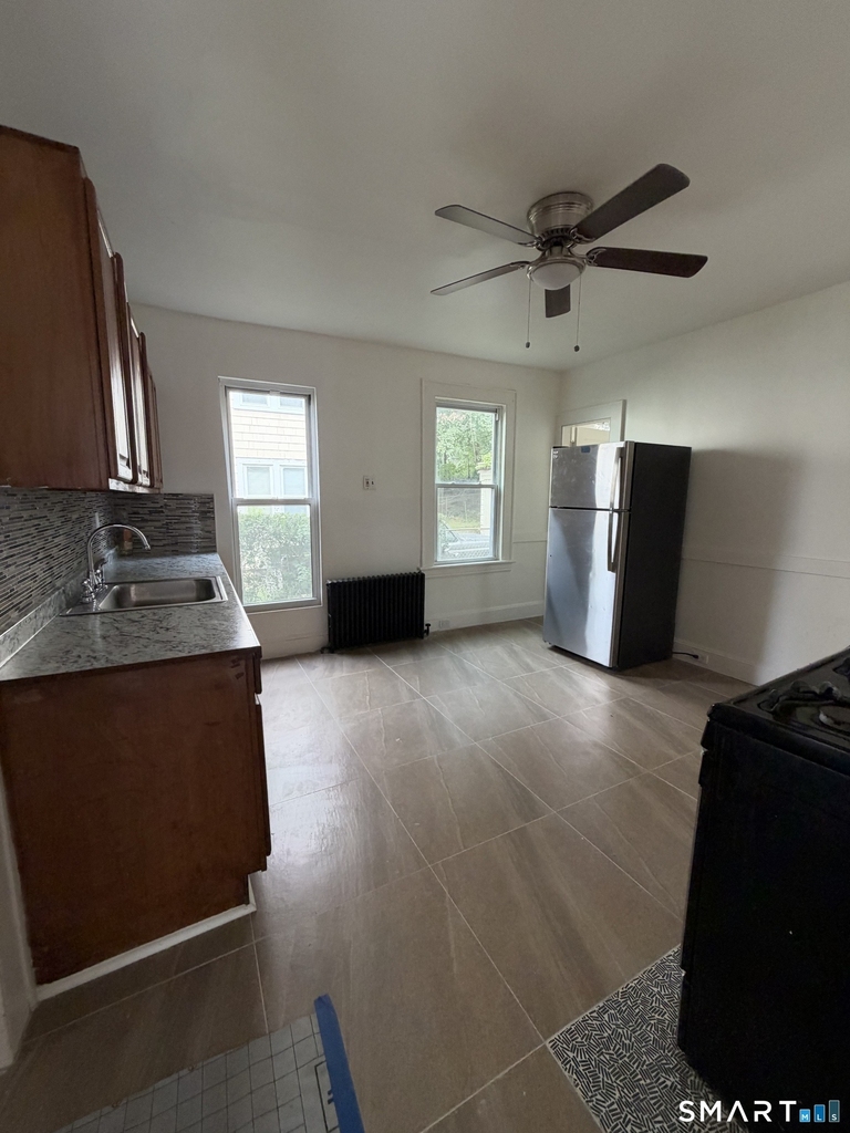 52-54 Remington Street - Photo 3