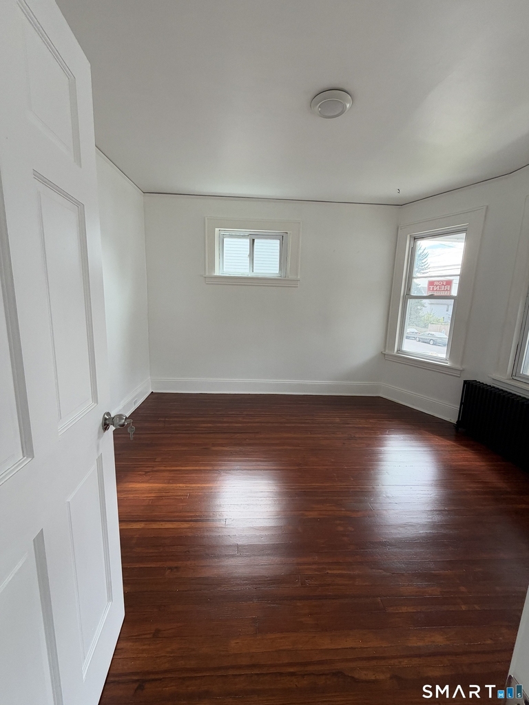 52-54 Remington Street - Photo 4