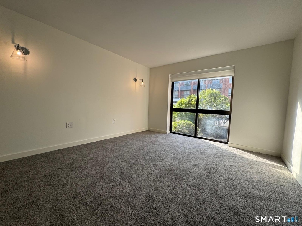 15 Farm Springs Road - Photo 13