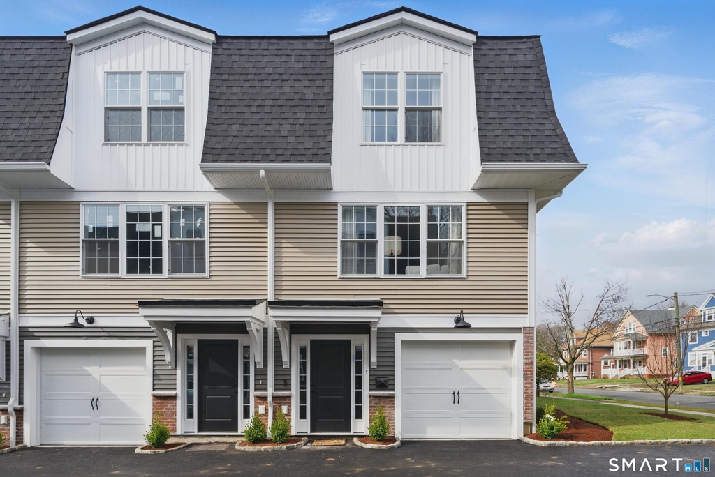 409 Prospect Avenue - Photo 1