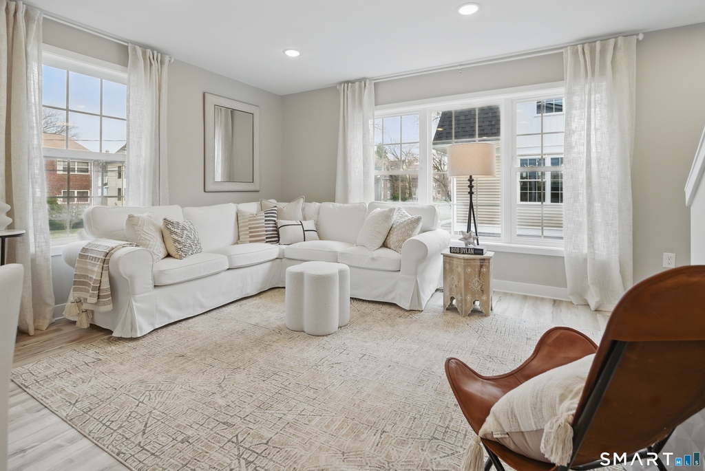 409 Prospect Avenue - Photo 2
