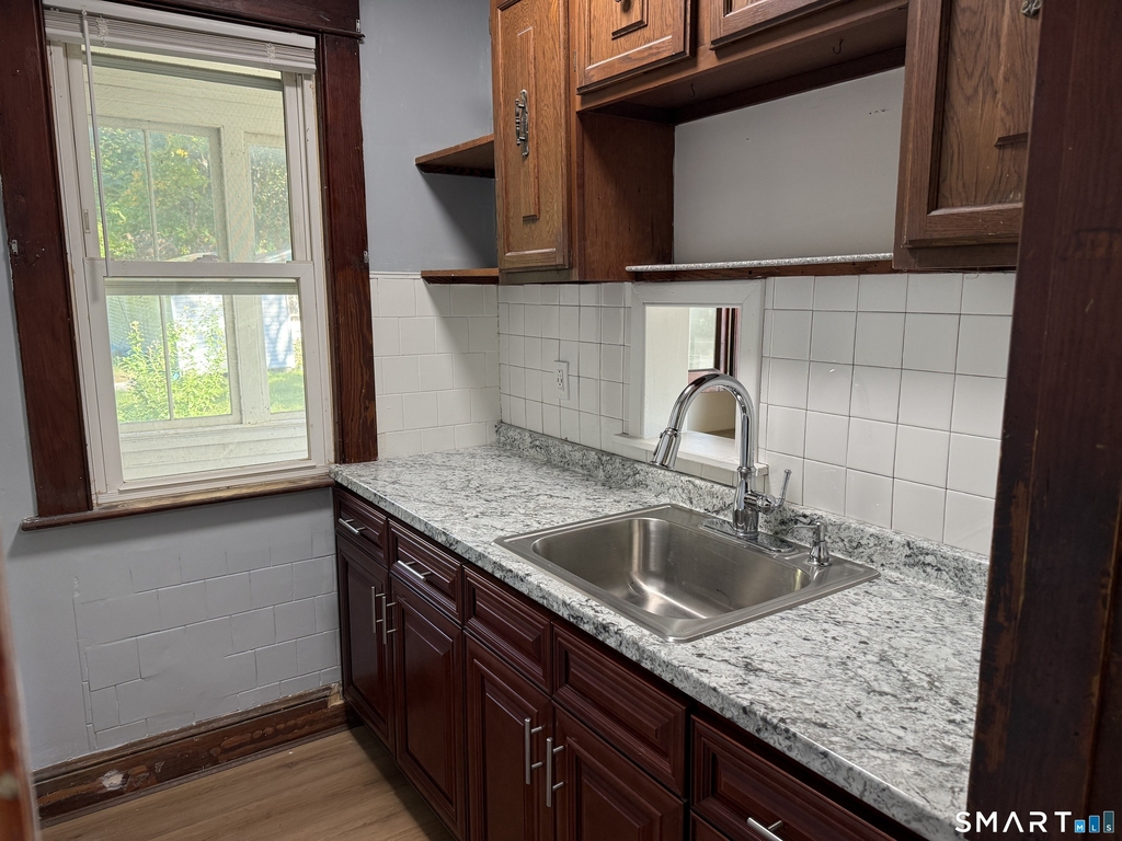 155 Sylvan Avenue - Photo 4