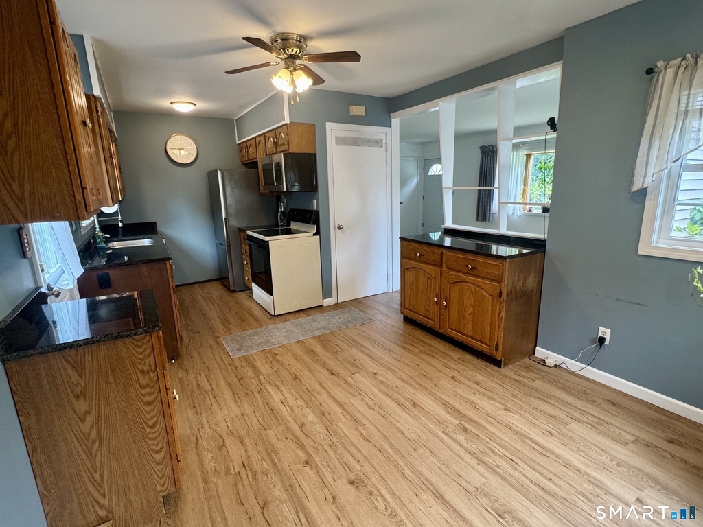 5 Bethpage Drive - Photo 4