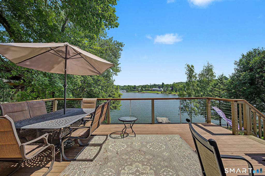 14 Shore Road - Photo 2