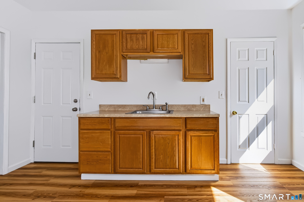 10 Glover Place - Photo 16