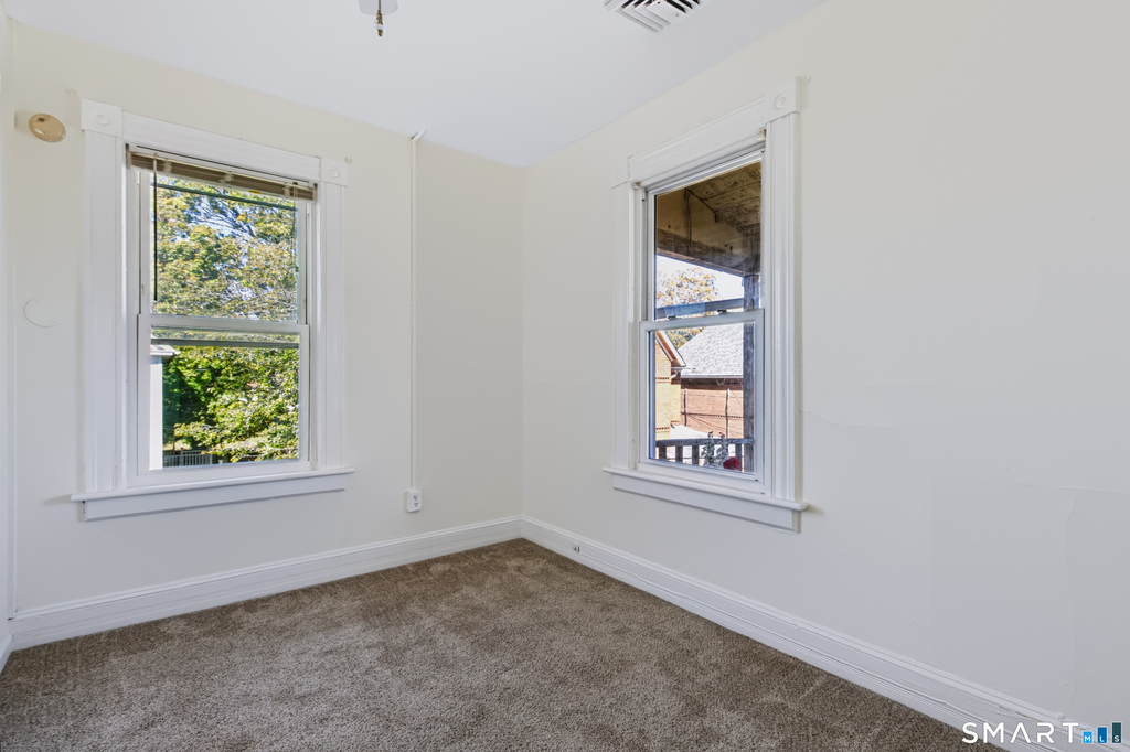 10 Glover Place - Photo 6