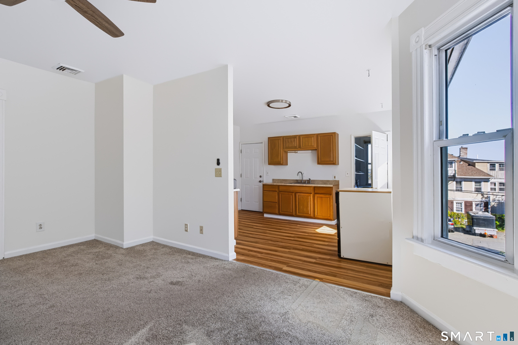 10 Glover Place - Photo 1