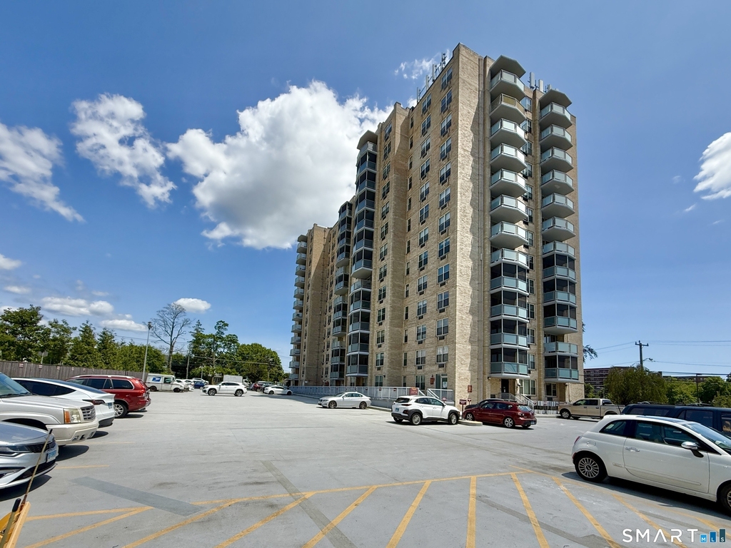 1 Strawberry Hill Court - Photo 34
