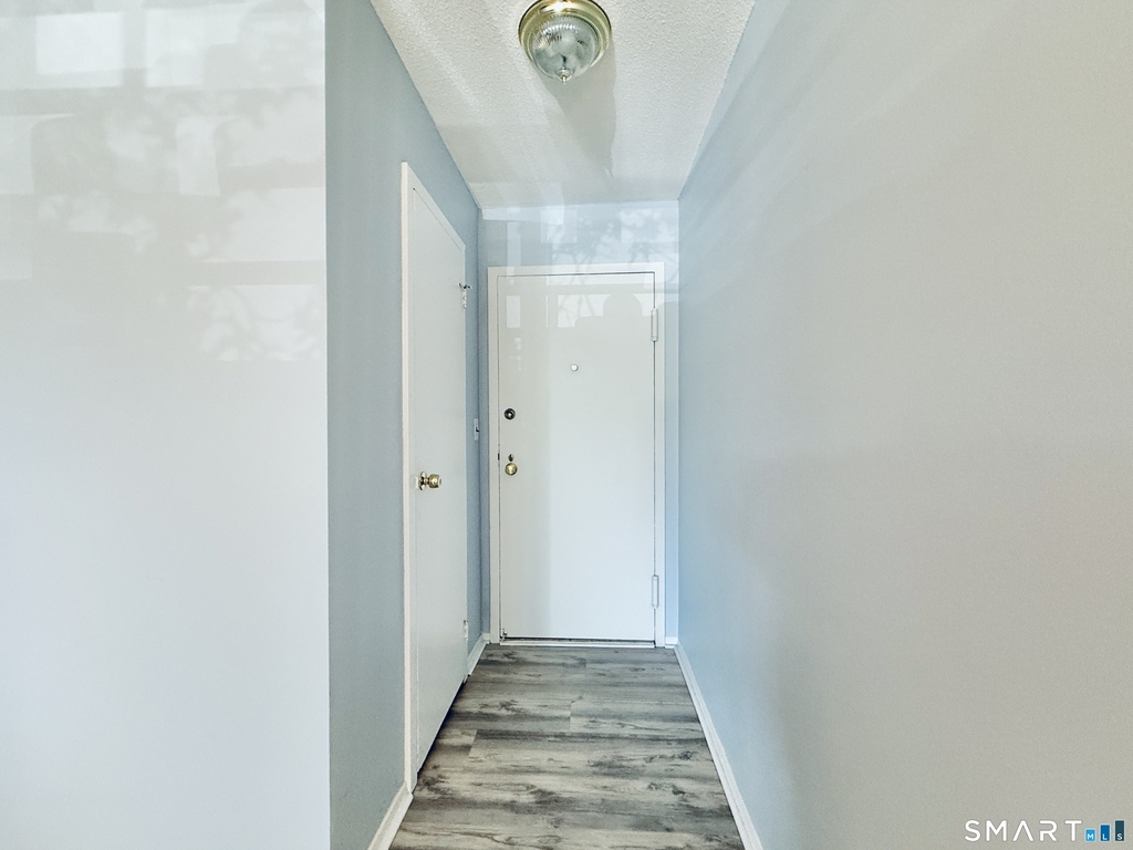 1 Strawberry Hill Court - Photo 5