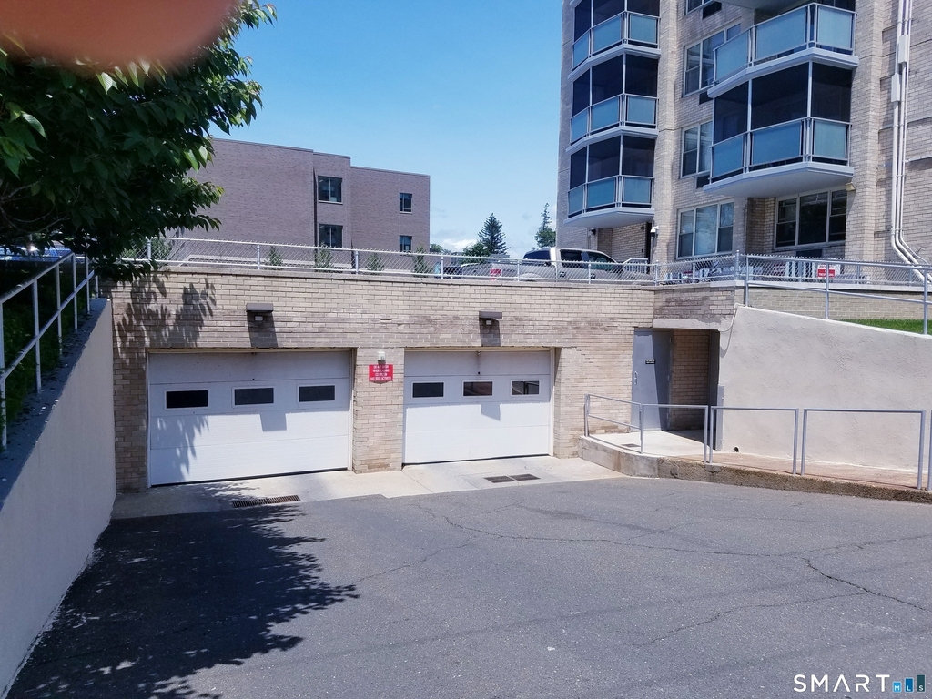1 Strawberry Hill Court - Photo 30