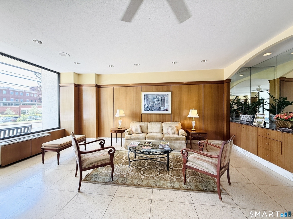 1 Strawberry Hill Court - Photo 4