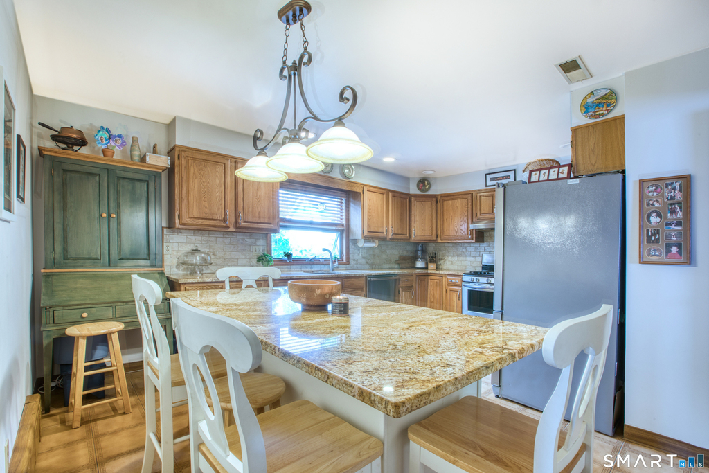167 Henry Street - Photo 13