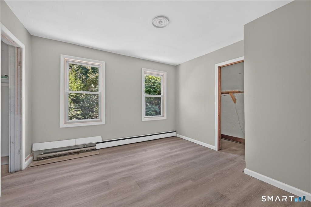 89 Hickory Street - Photo 17