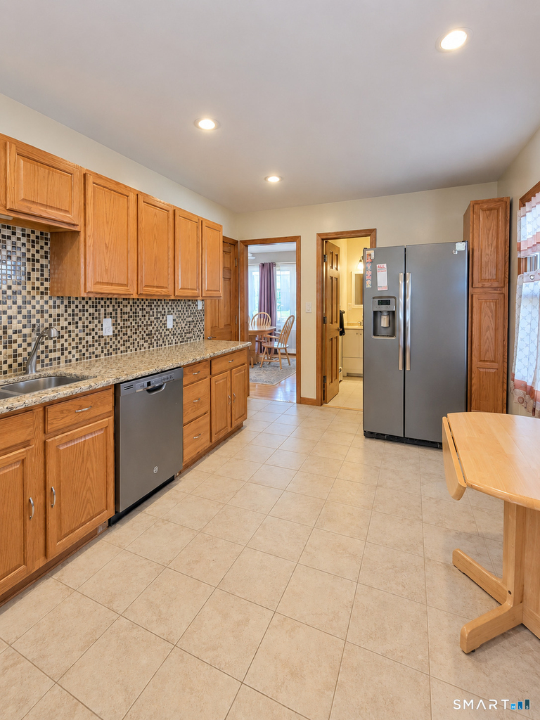 155 Mckee Street - Photo 15
