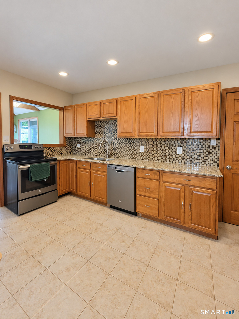 155 Mckee Street - Photo 14