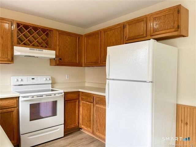 77 Marion Avenue - Photo 10