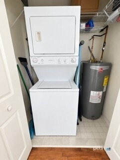 390 Charles Street - Photo 14