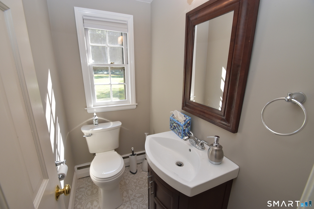 62 Buttonball Lane - Photo 22