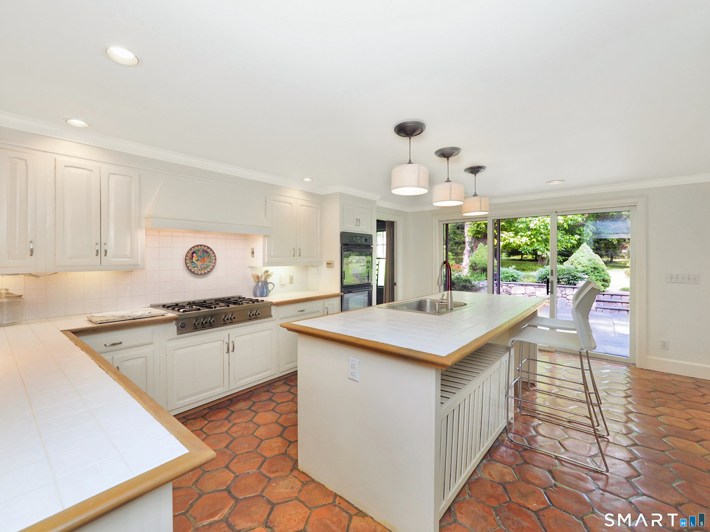 1263 Westover Road - Photo 9