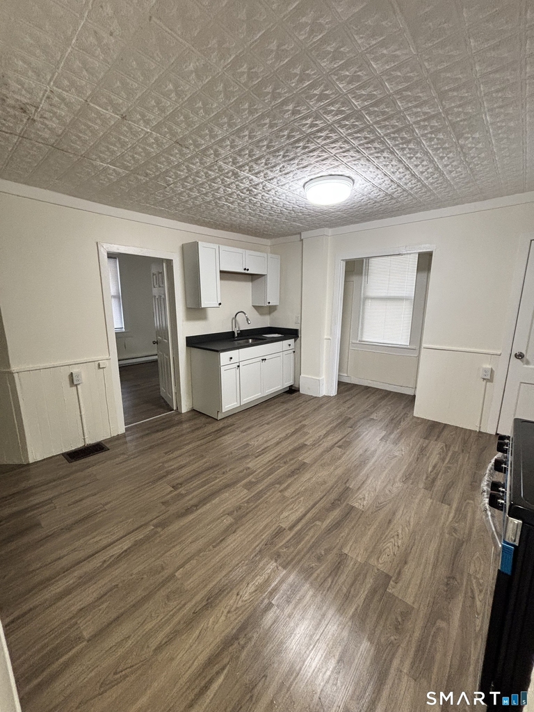 106 Birch Street - Photo 0