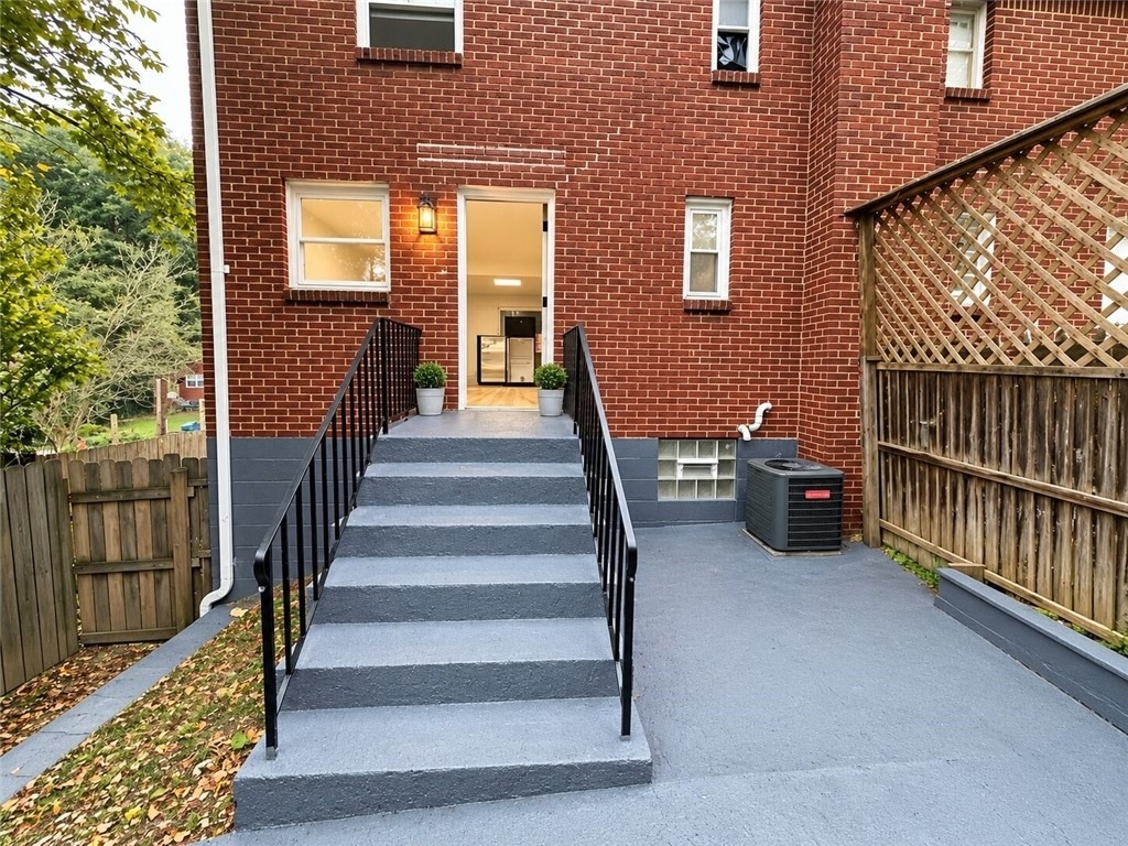 187 Howard Street - Photo 0