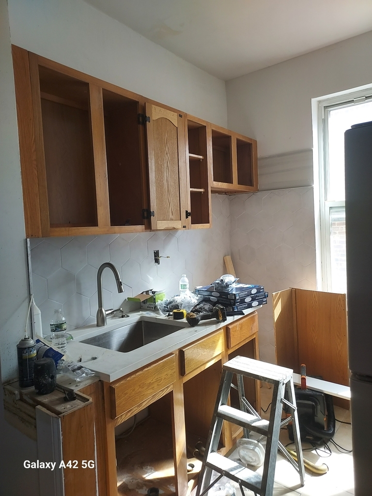 East Flatbush - Photo 4