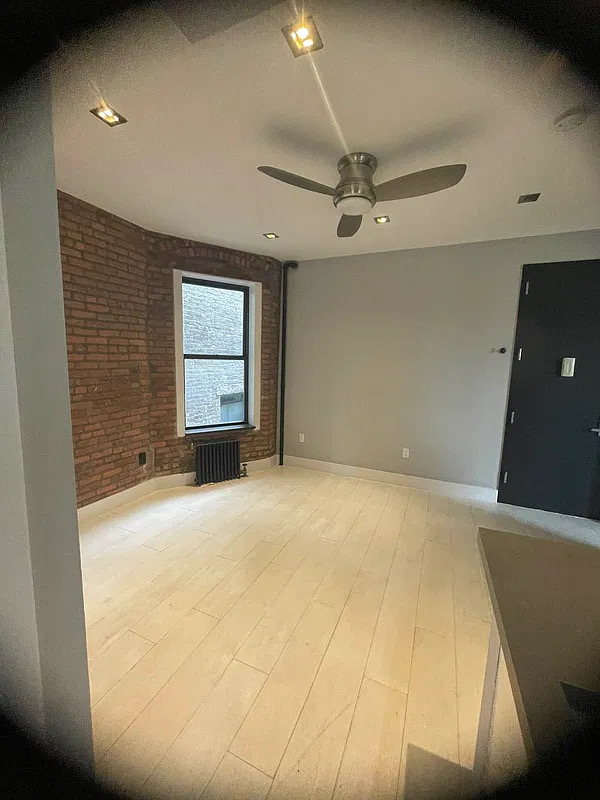 436 West 52nd Street - Photo 12