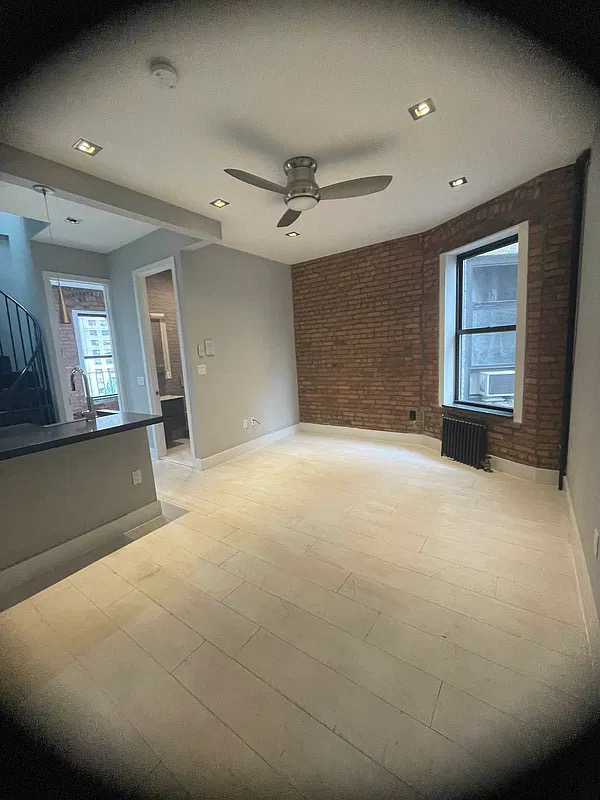436 West 52nd Street - Photo 5