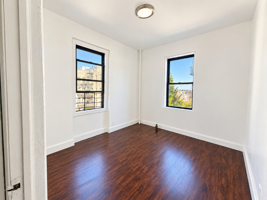 21-6 35th Street - Photo 2