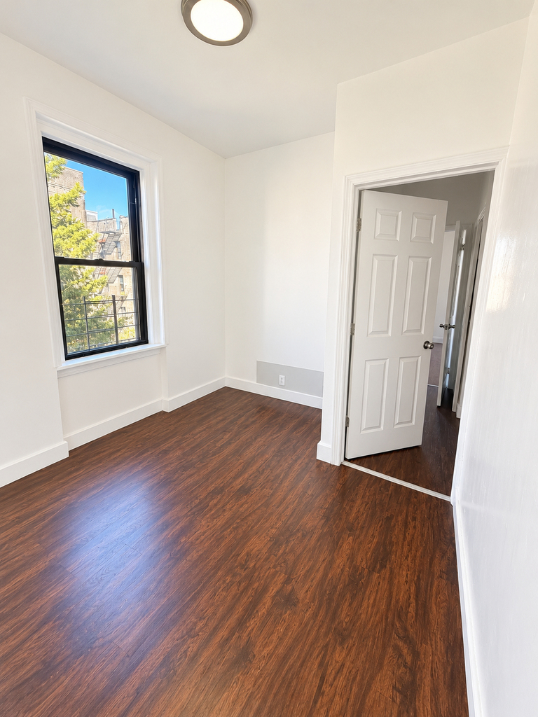 21-6 35th Street - Photo 3