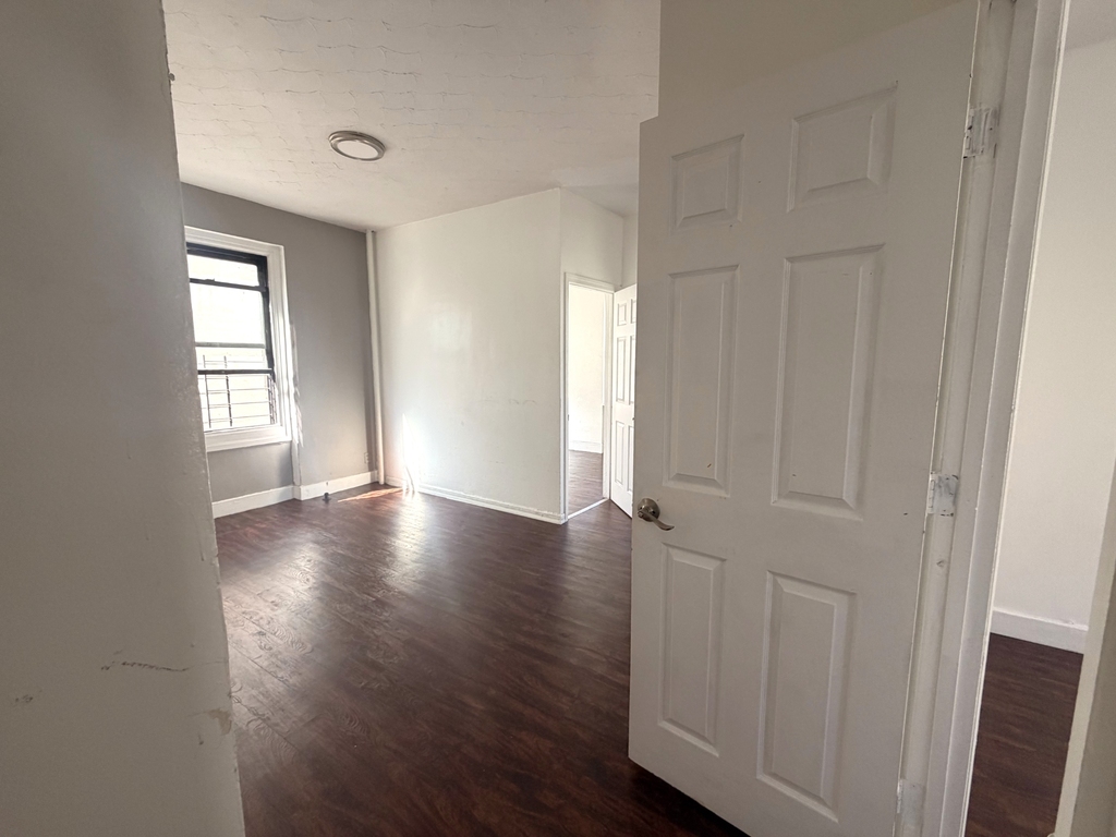 21-6 35th Street - Photo 6