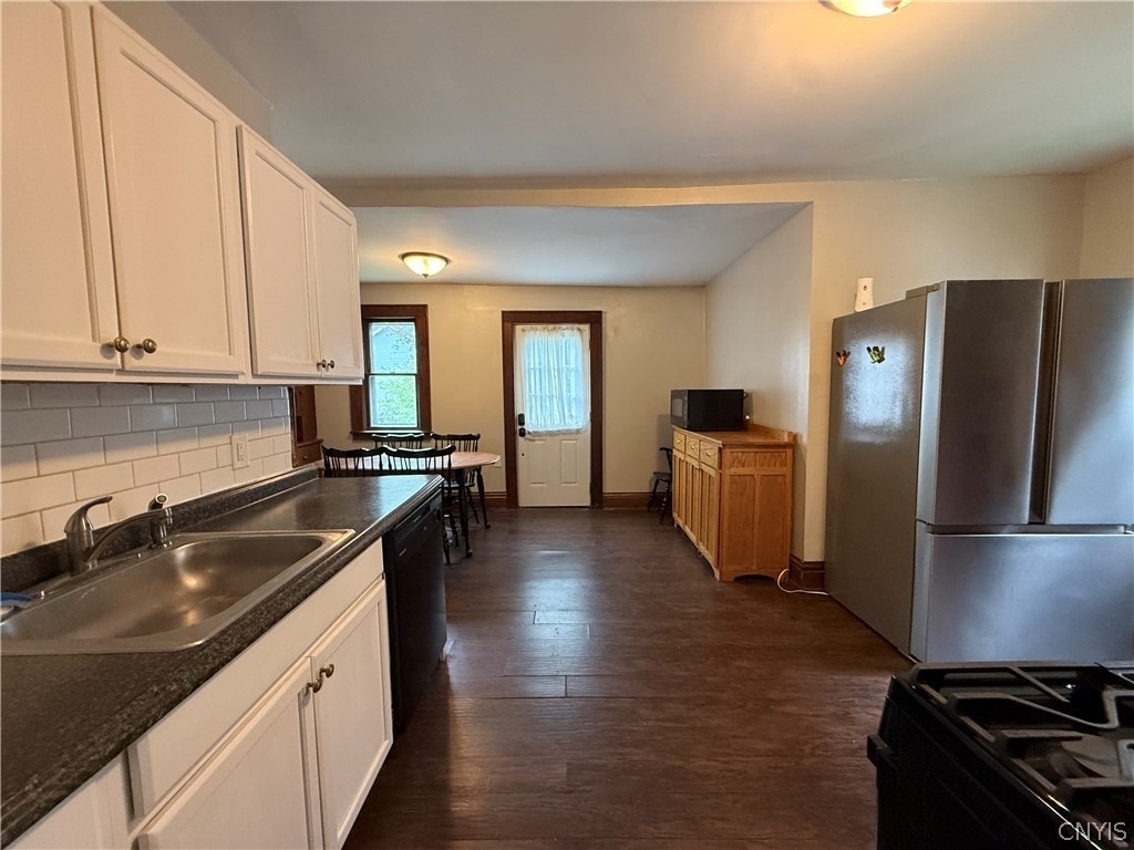 936 Lancaster Avenue - Photo 9