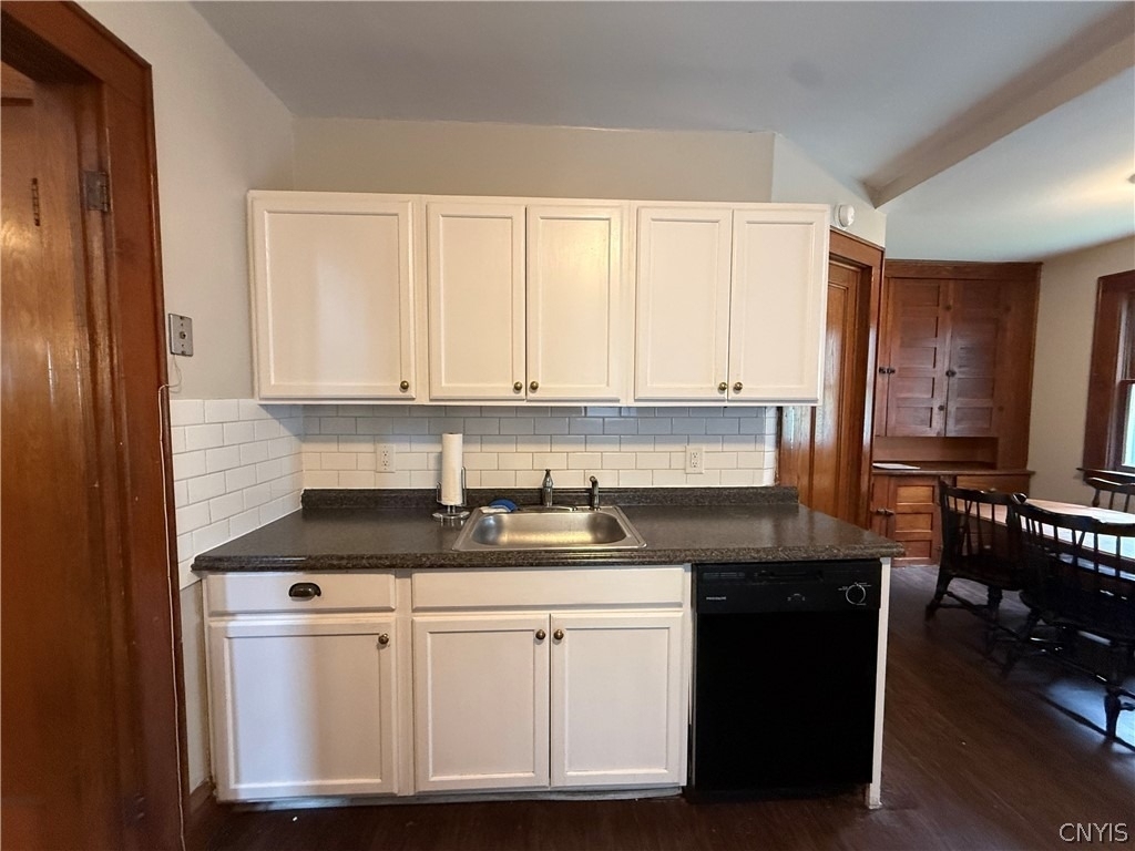 936 Lancaster Avenue - Photo 11