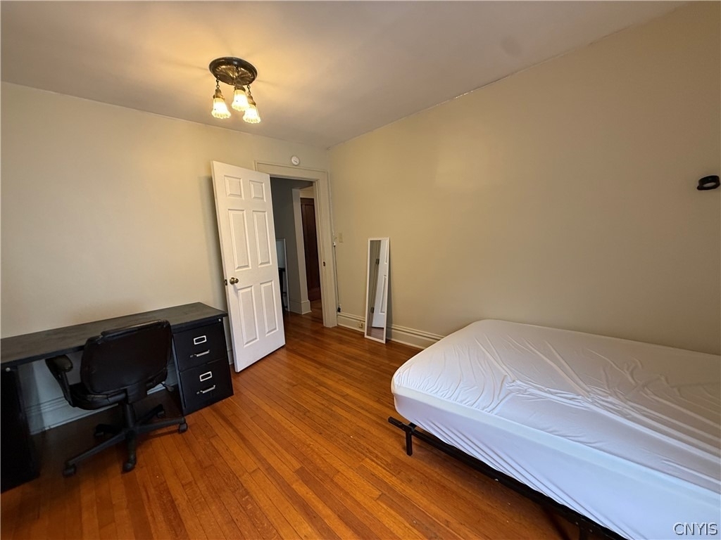 936 Lancaster Avenue - Photo 19