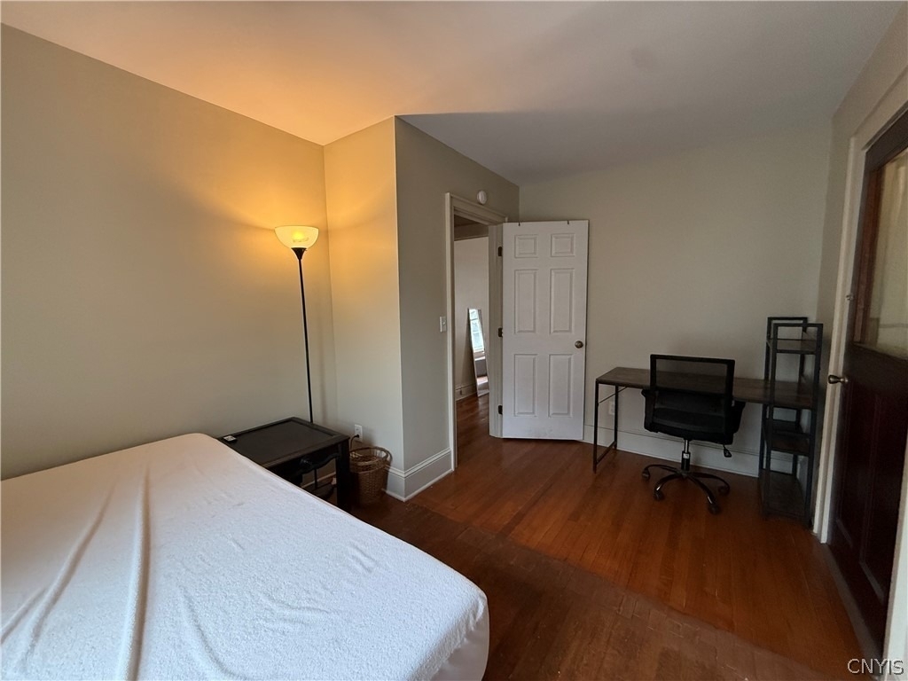 936 Lancaster Avenue - Photo 22