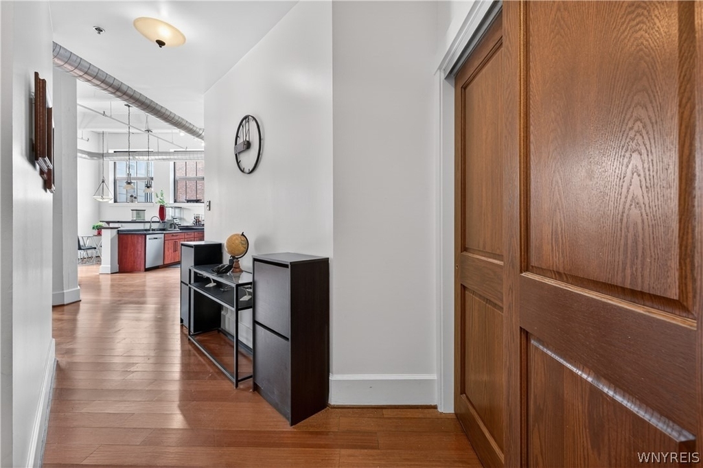 210 Ellicott Street - Photo 15