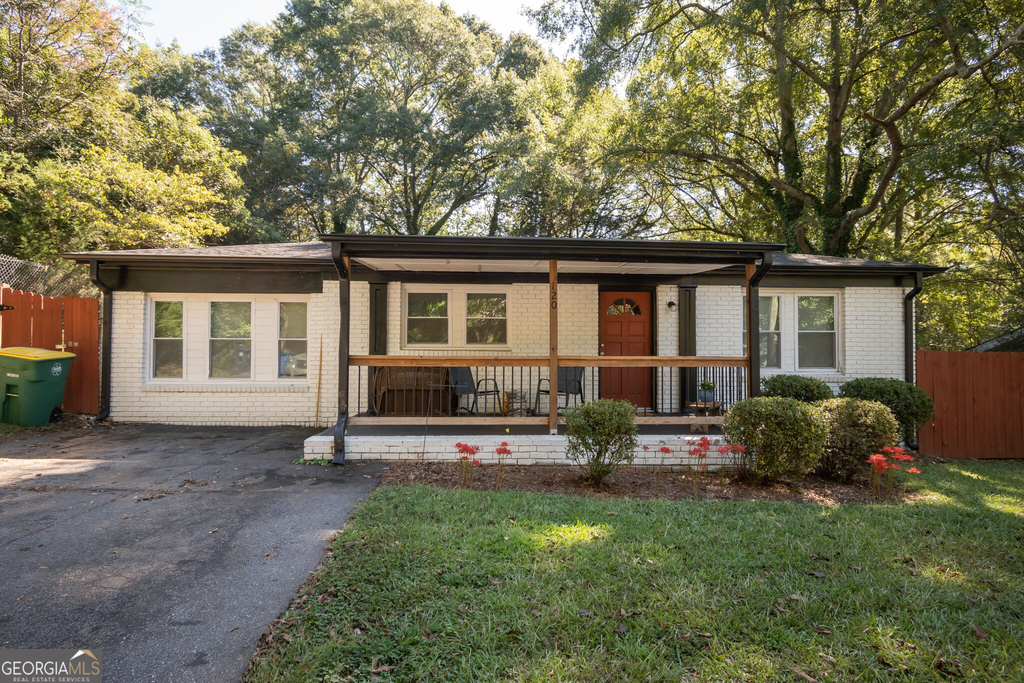 120 Hillside Street - Photo 1