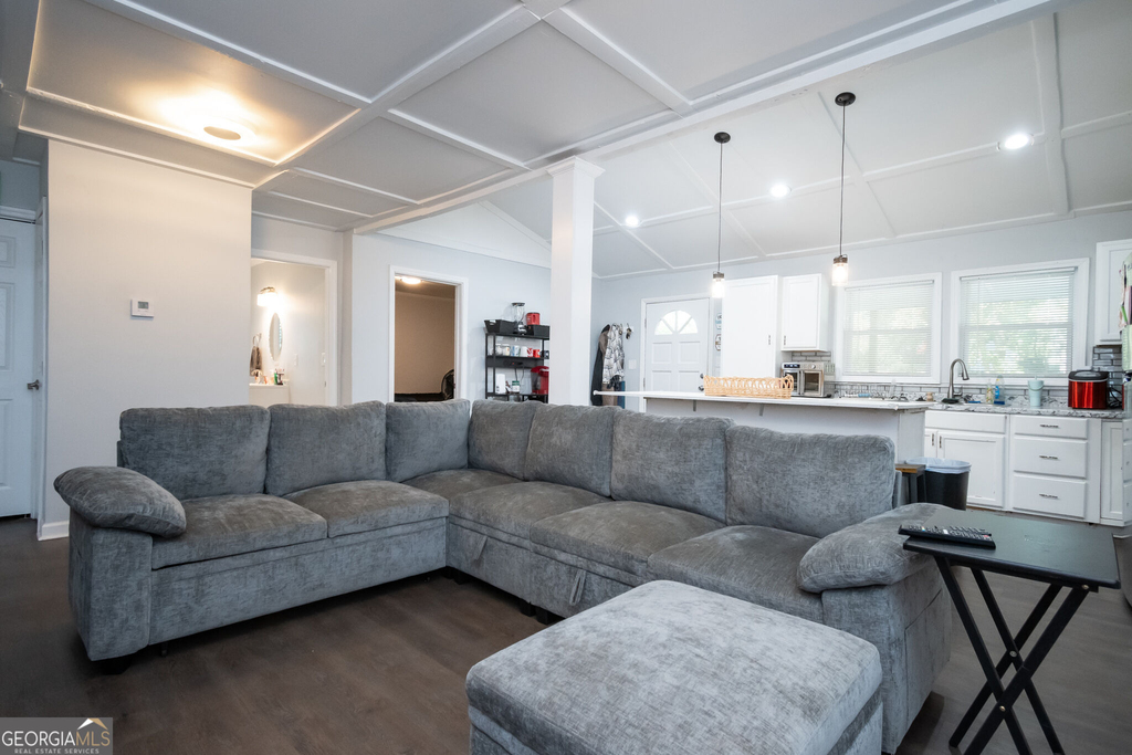 120 Hillside Street - Photo 15