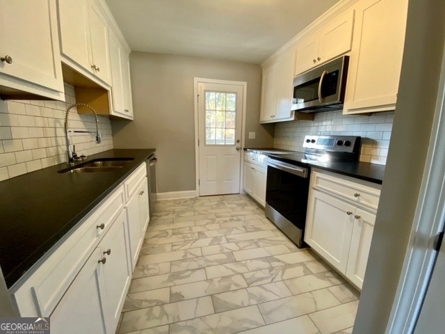 536 College Street - Photo 5