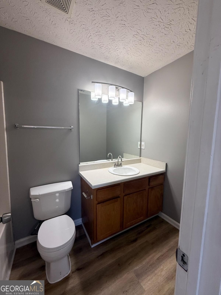 310 Lakeside Circle - Photo 13